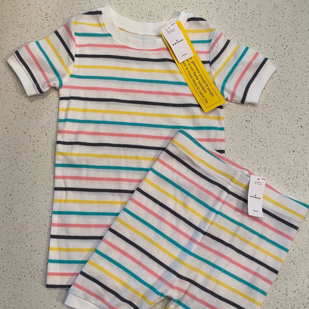NWT Girls Shorts Pajama Set